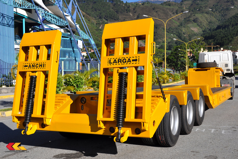 Transporte en Equipo / Camabaja Hidráulico en Ancoraimes, La Paz, Bolivia